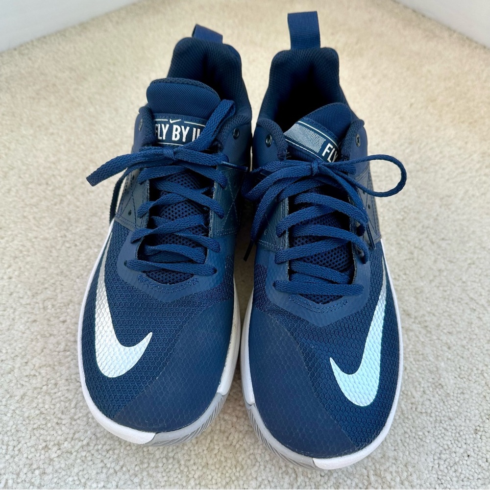 *NEW* Nike Fly By II Basketball Shoes, sz 7